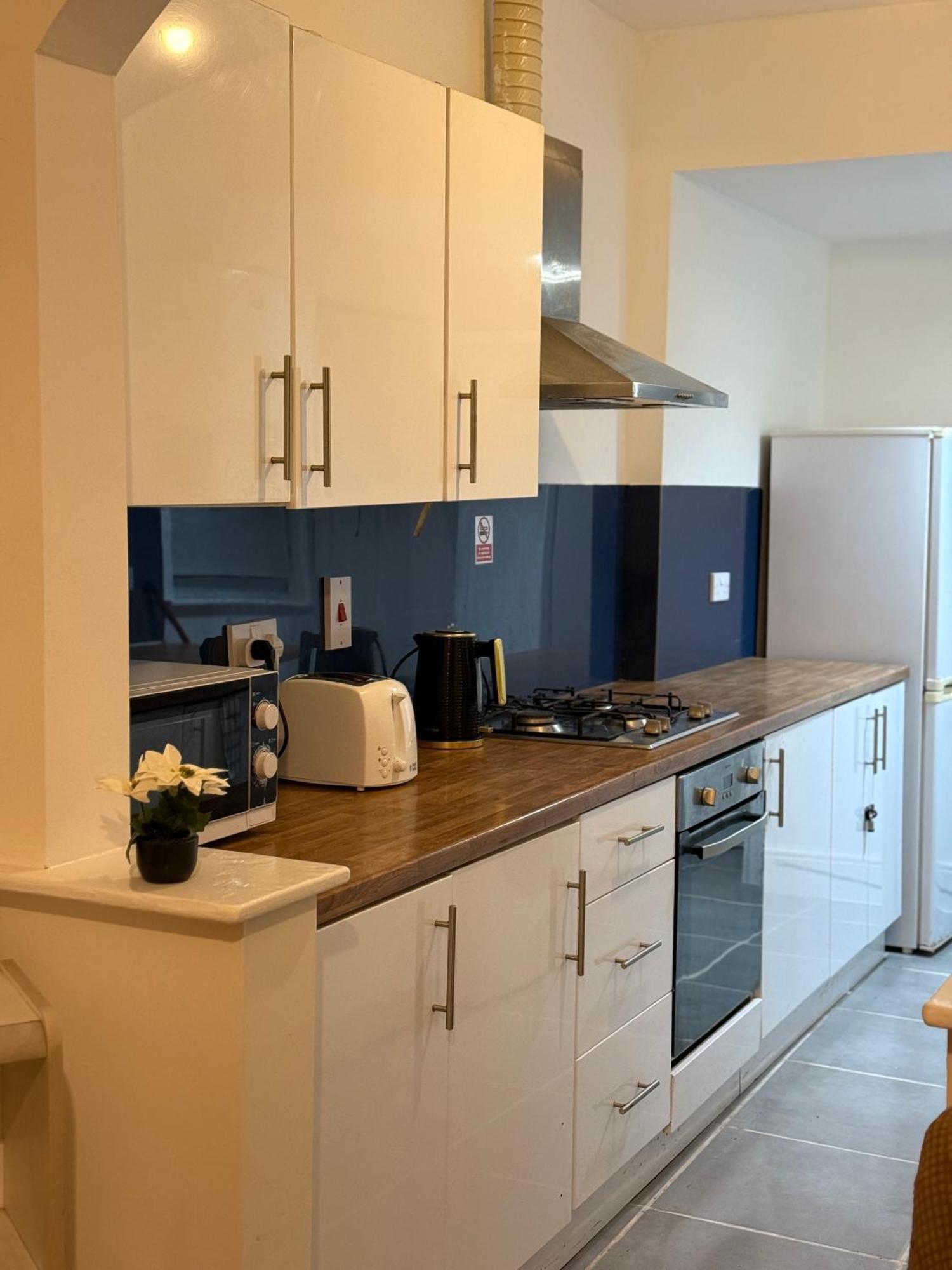 3 Bedroom Terraced Home Nottingham Kültér fotó