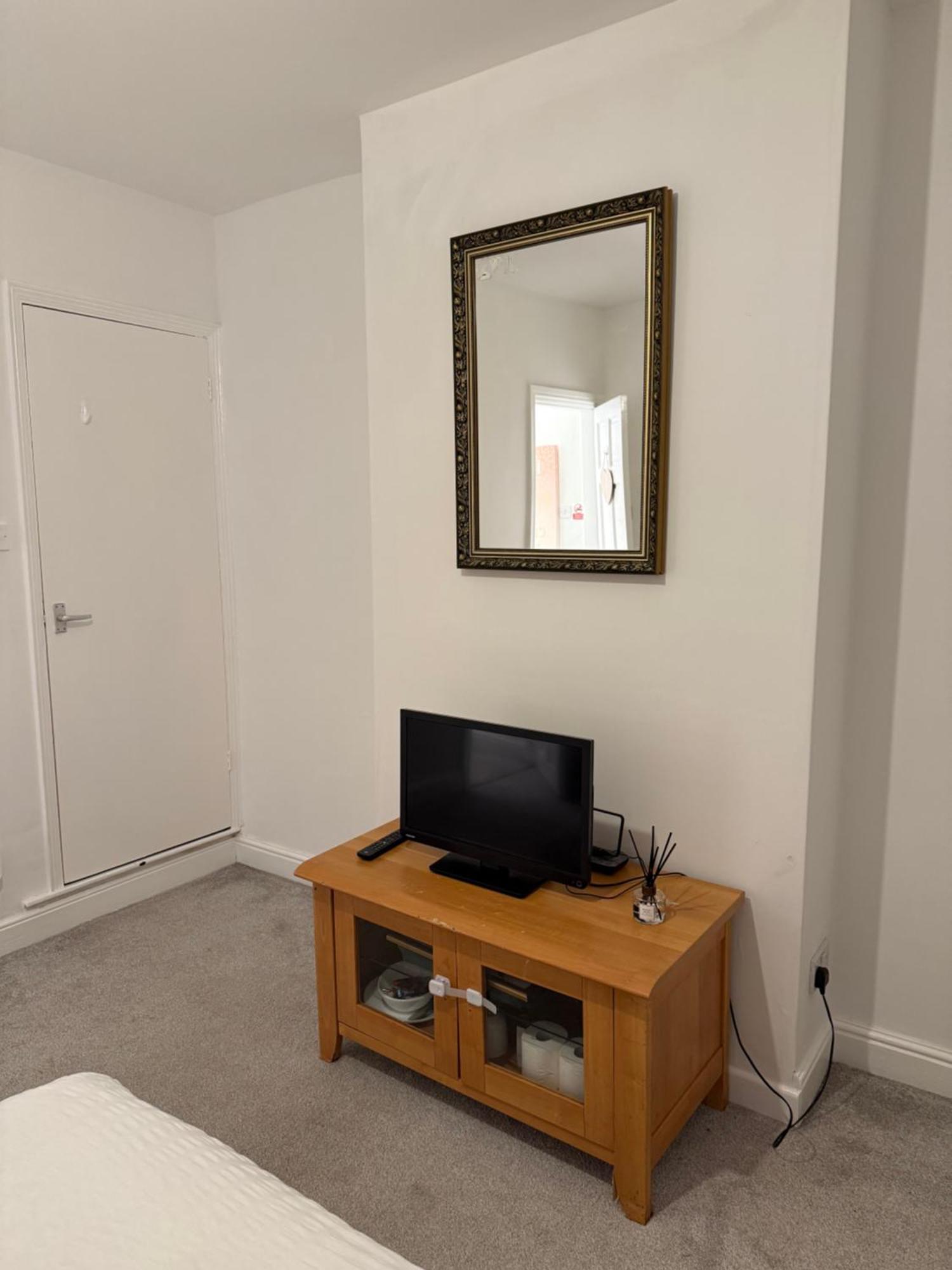 3 Bedroom Terraced Home Nottingham Kültér fotó